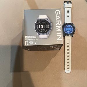 Garmin fenix 7 Sapphire, multi sport GPS Smartwatch.